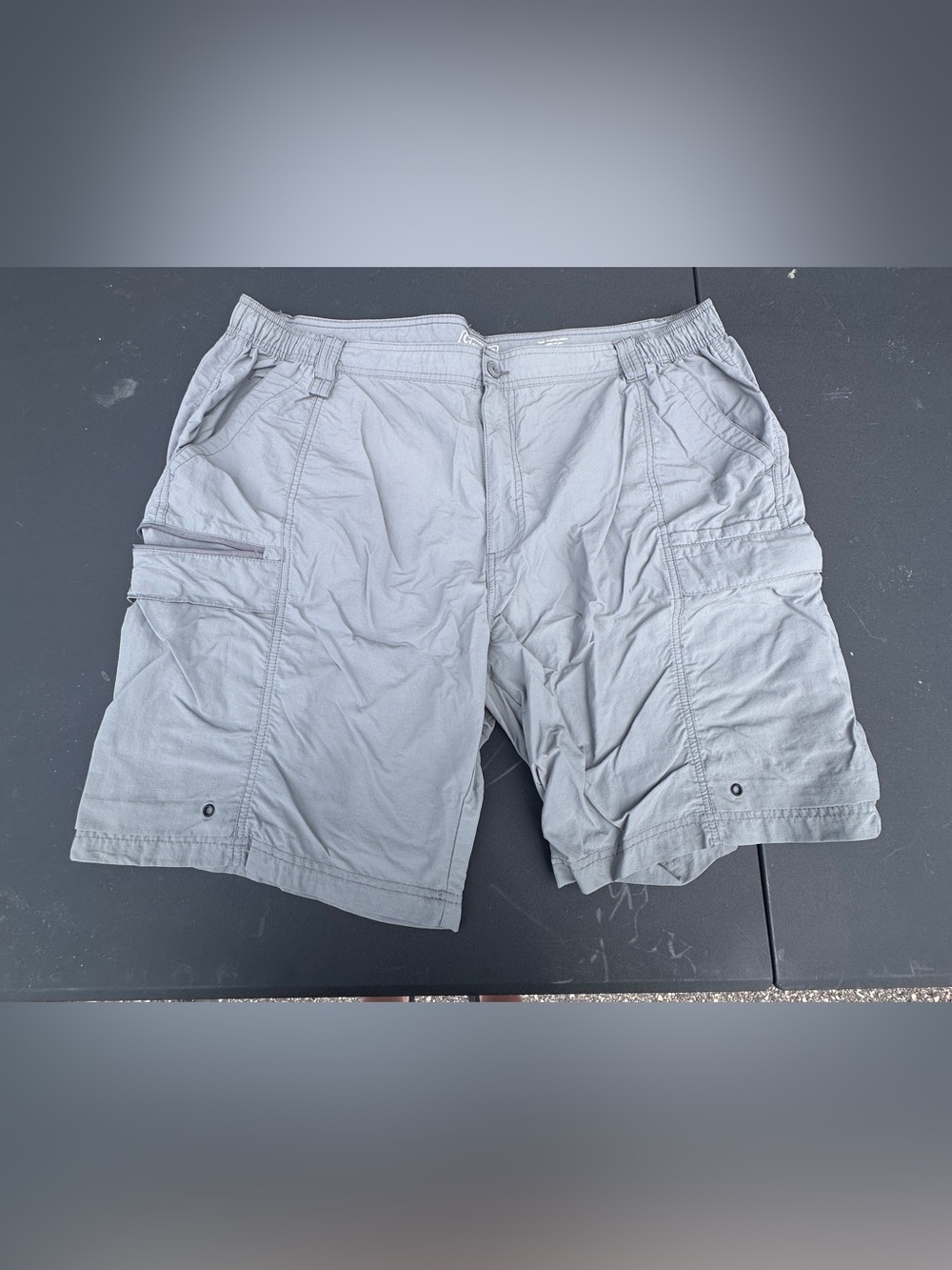 Coleman Light Gray Men's Cargo Shorts